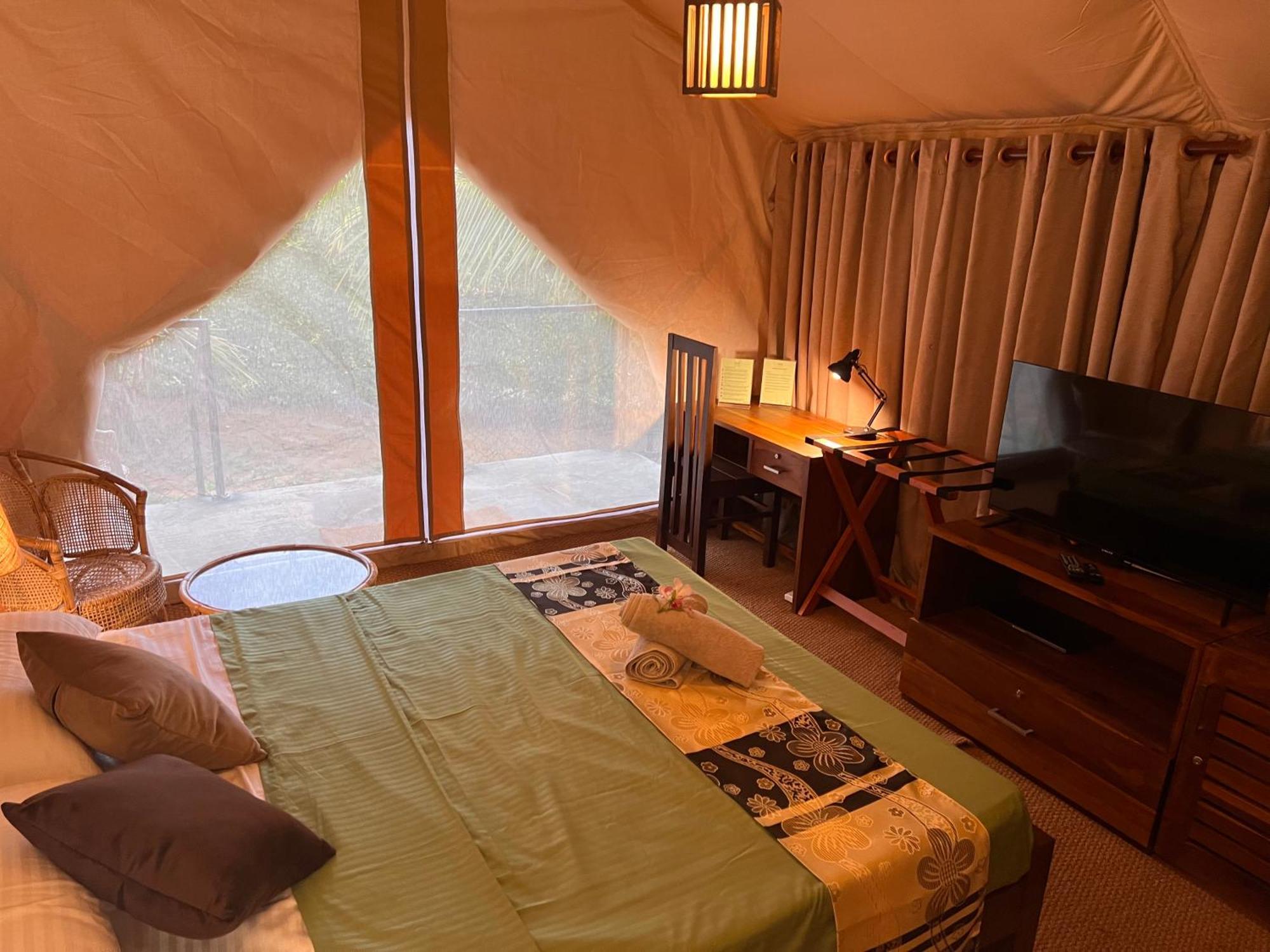 At One - Glamping 호텔 Rekawa 외부 사진